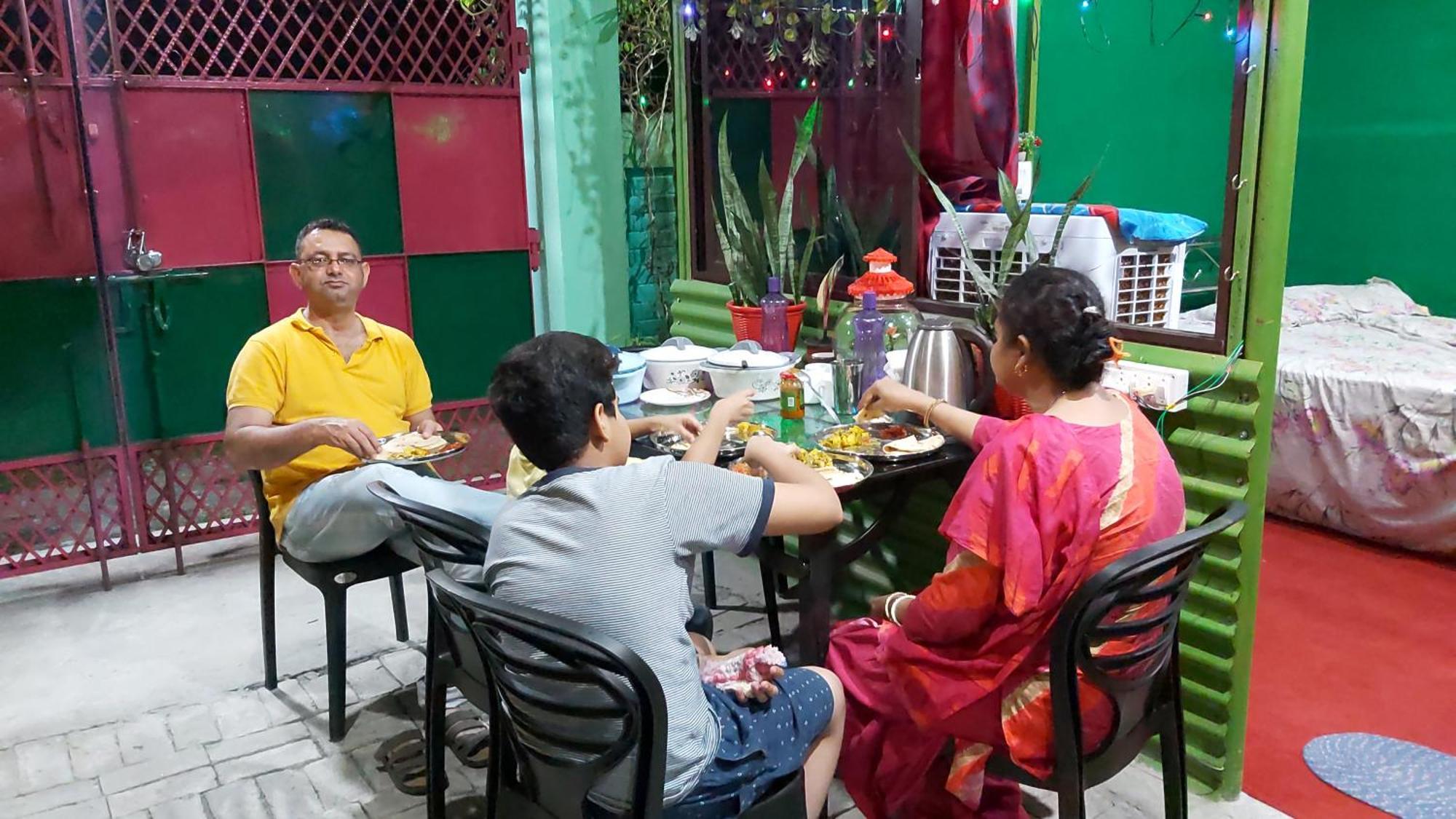 Green View Homestay Siliguri Zewnętrze zdjęcie